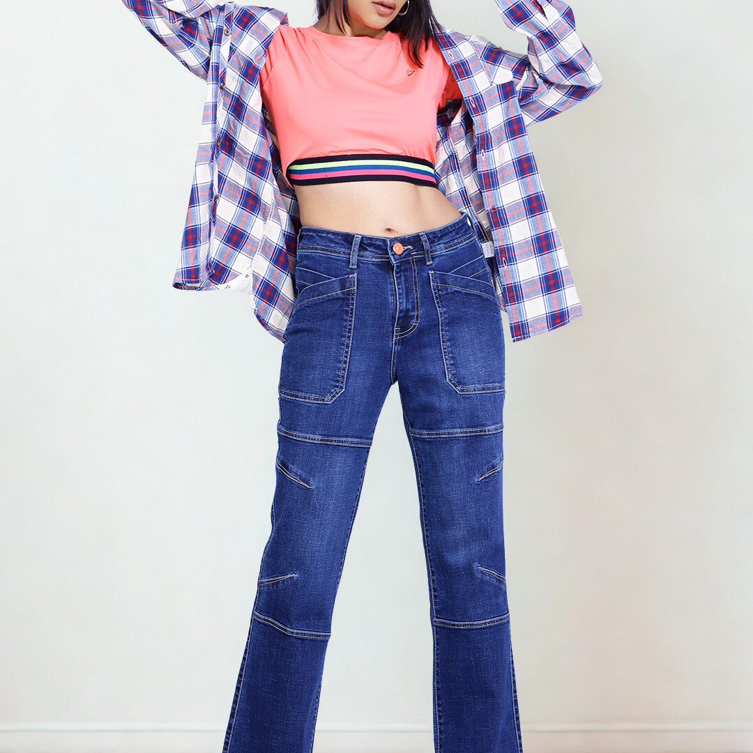 Patched pockets wide leg jeans