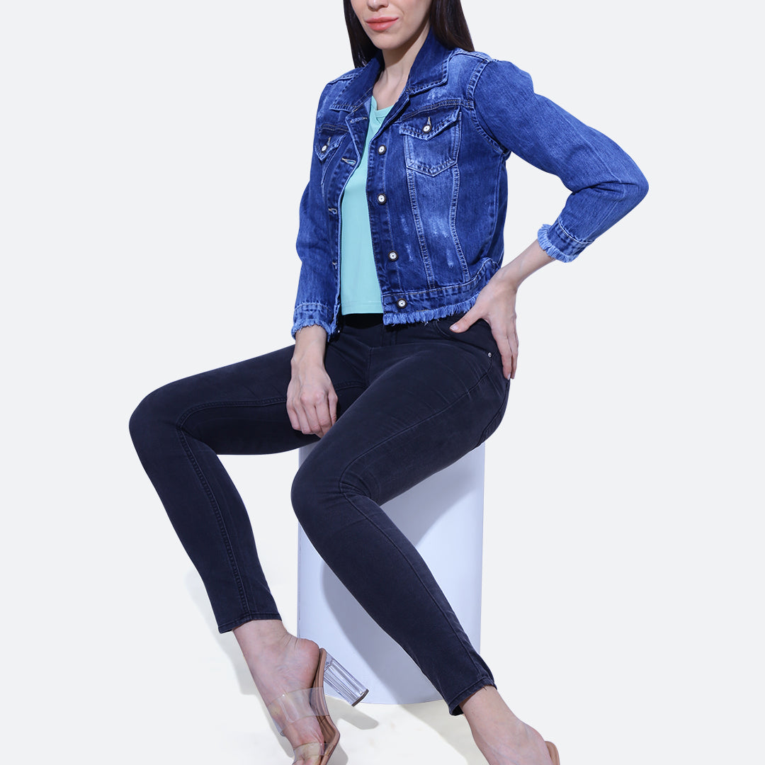 Ribbed hem stretchable denim jacket