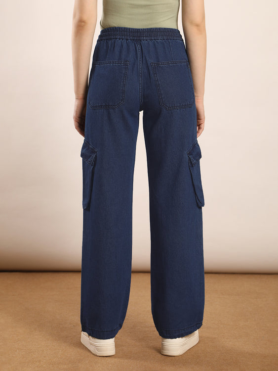 Straight fit adjustable bottom cargo