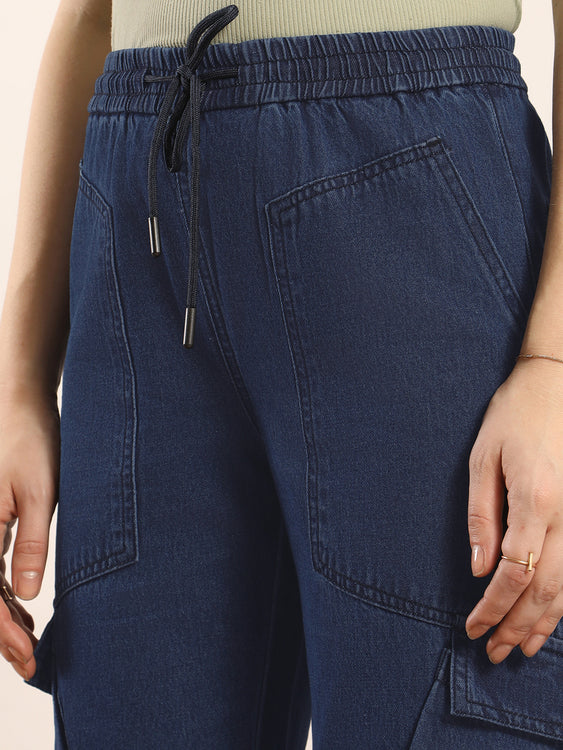 Straight fit adjustable bottom cargo