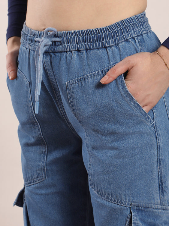 Straight fit adjustable bottom cargo