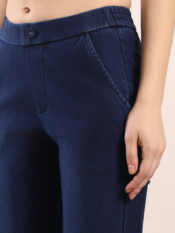 Elastic waistband straight fit jeans