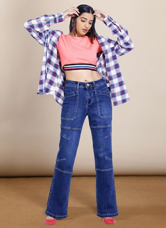 Patched pockets wide leg jeans