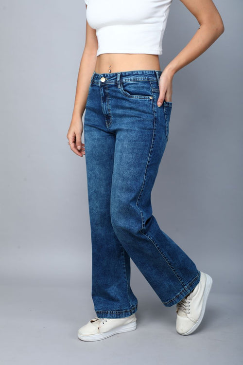 Basic straight fit jeans