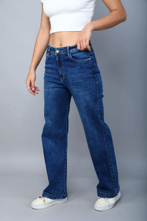 Basic straight fit jeans