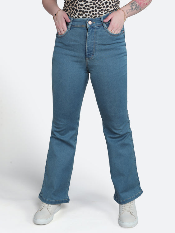 Basic Bootcut Jeans