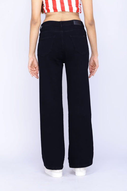 Basic straight fit jeans