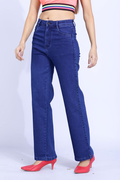 Basic straight fit jeans