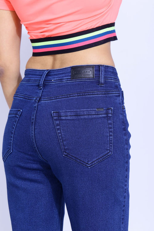 Basic straight fit jeans