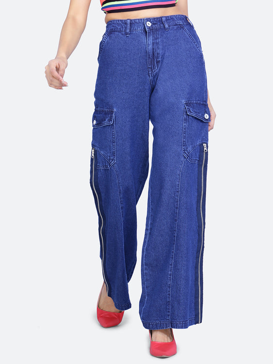 Zip styled baggy jeans