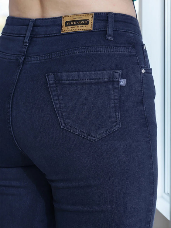 Basic Straight Fit Jeans