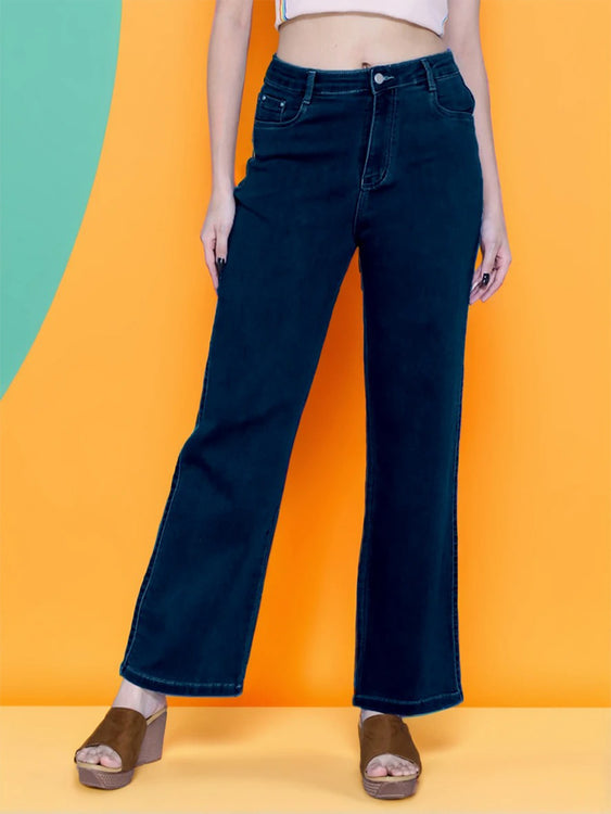 Basic Straight Fit Jeans