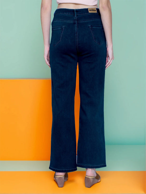 Basic Straight Fit Jeans