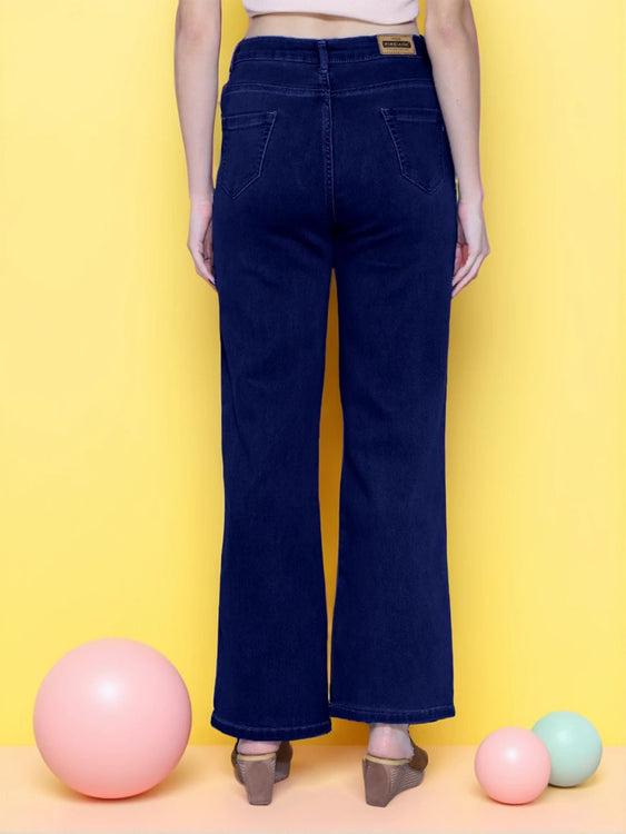 Basic Straight Fit Jeans