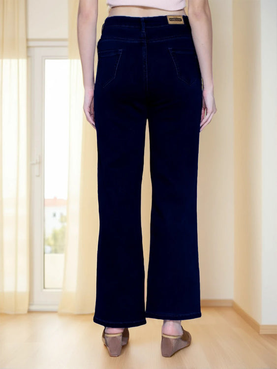 Basic Straight Fit Jeans