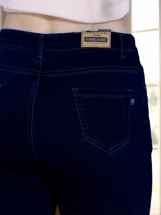 Basic Straight Fit Jeans