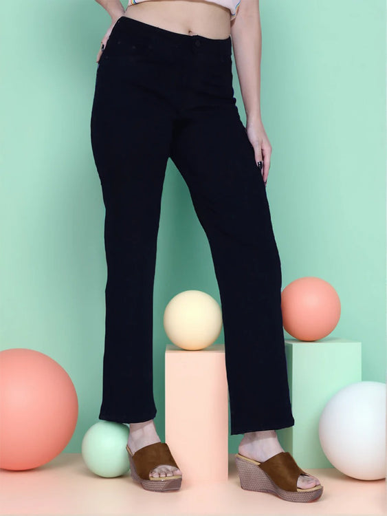 Basic Straight Fit Jeans