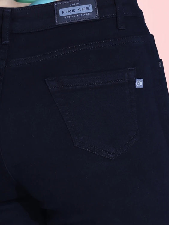Basic Straight Fit Jeans