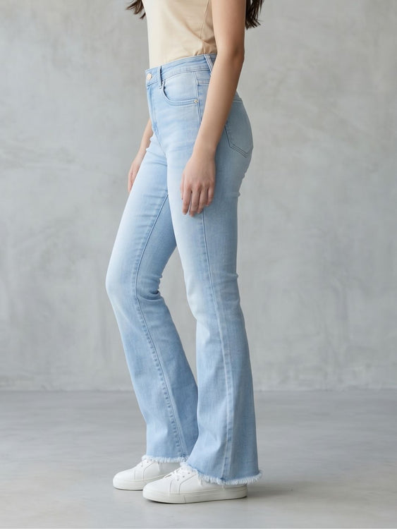 Basic Bootcut Jeans