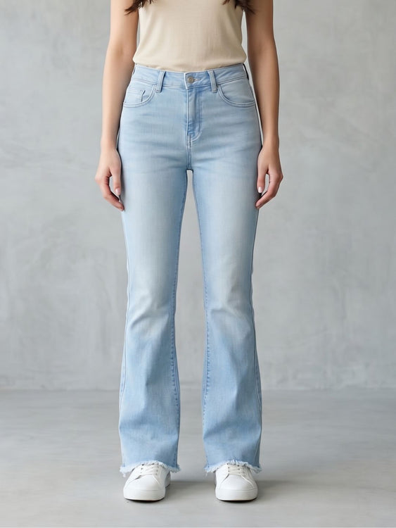 Basic Bootcut Jeans