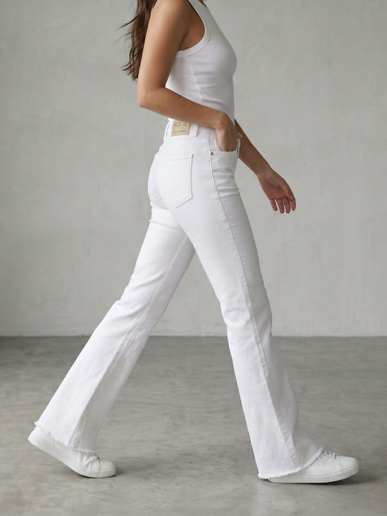 Basic Bootcut Jeans