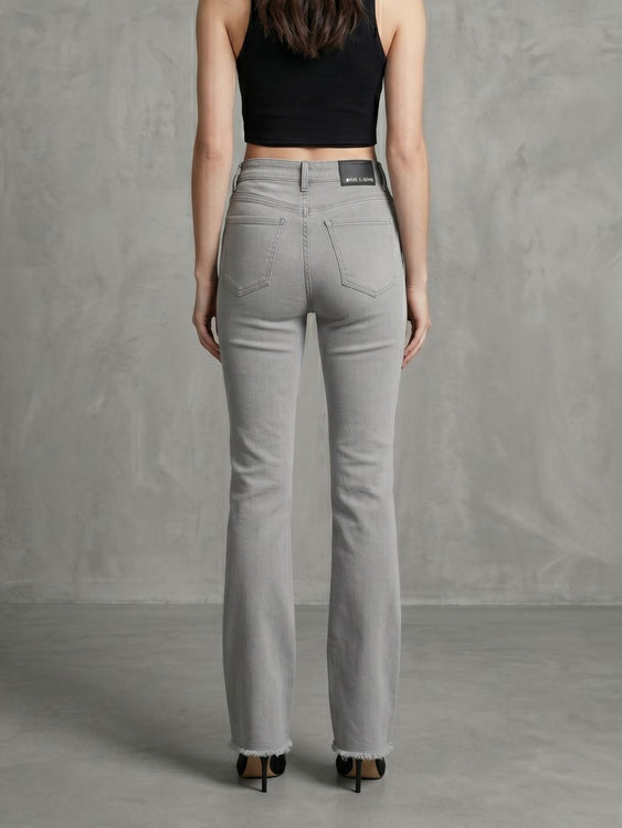 Basic Bootcut Jeans