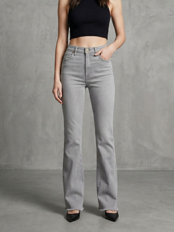 Basic Bootcut Jeans