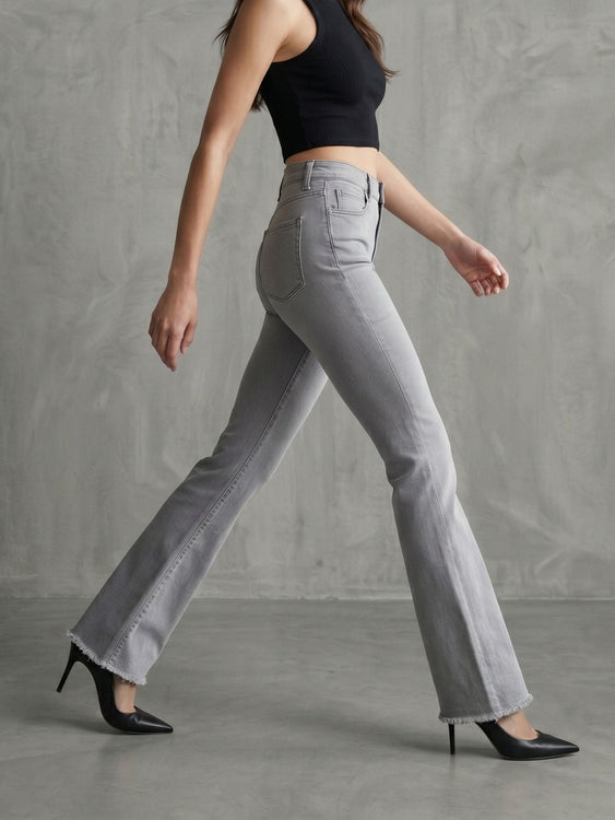 Basic Bootcut Jeans