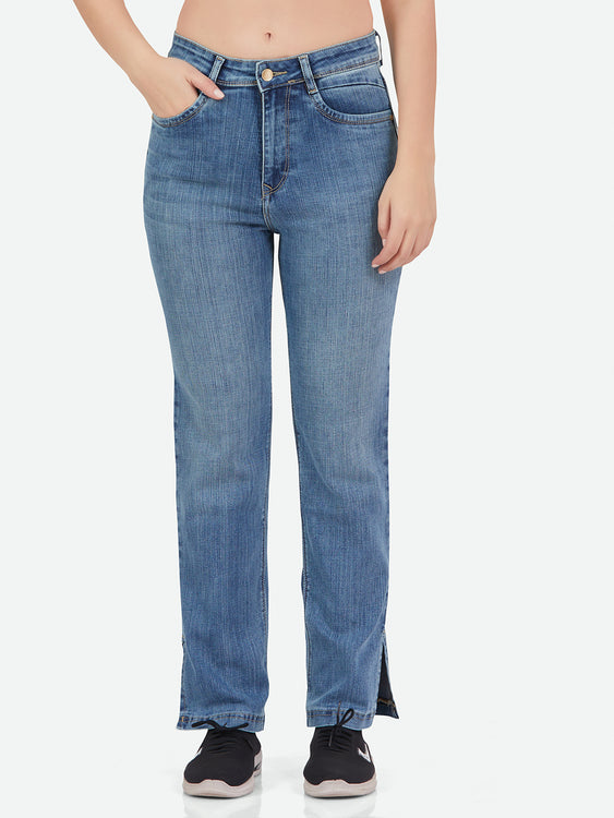 Slit cut stretchable denim jeans