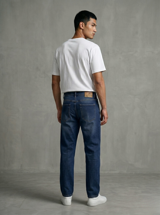 Basic Straight Fit Jeans