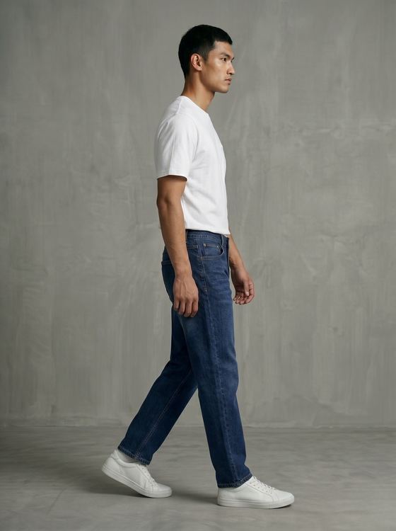 Basic Straight Fit Jeans