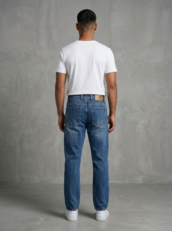 Basic Straight Fit Jeans